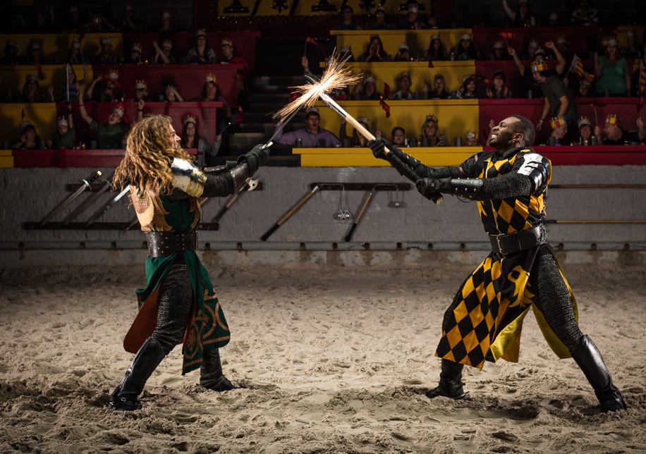 Two knights clash on the battle field.