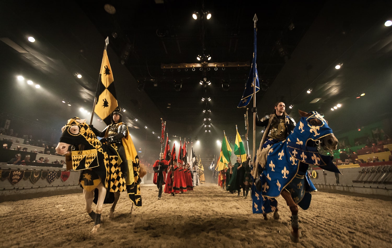 hotels near medieval times chicago