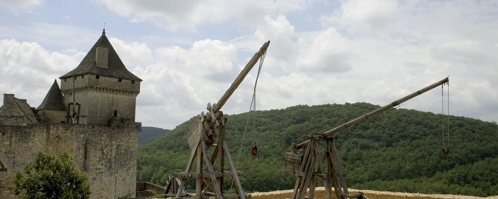 medieval siege defense